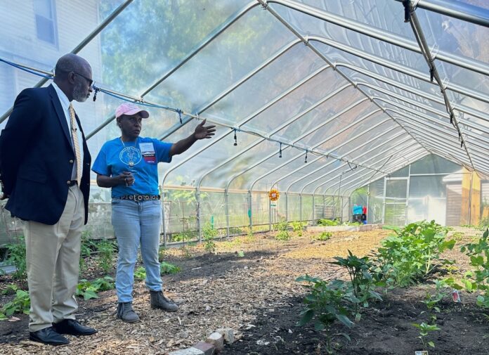 akron urban farm