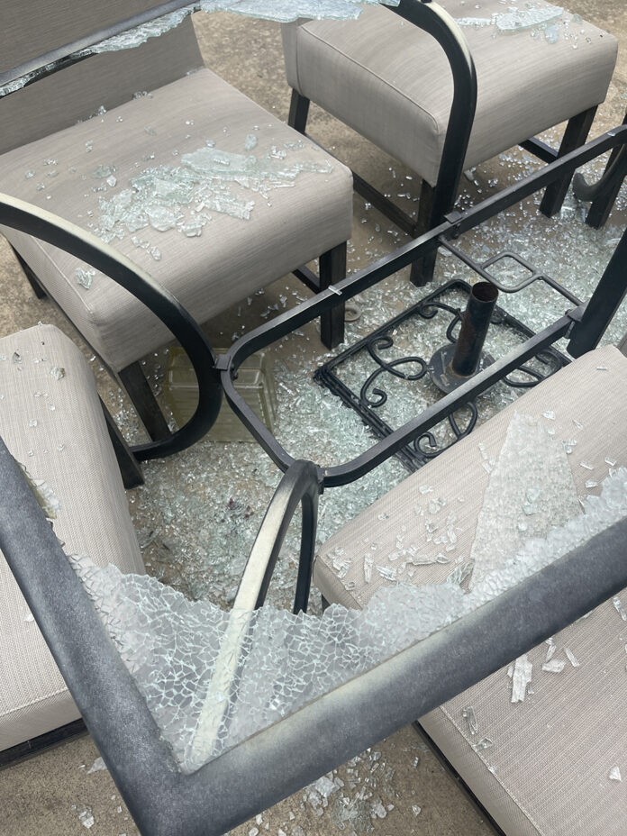 broken table broken table
