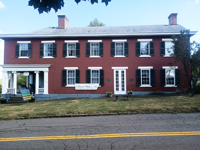 elizabeth-house-WEB