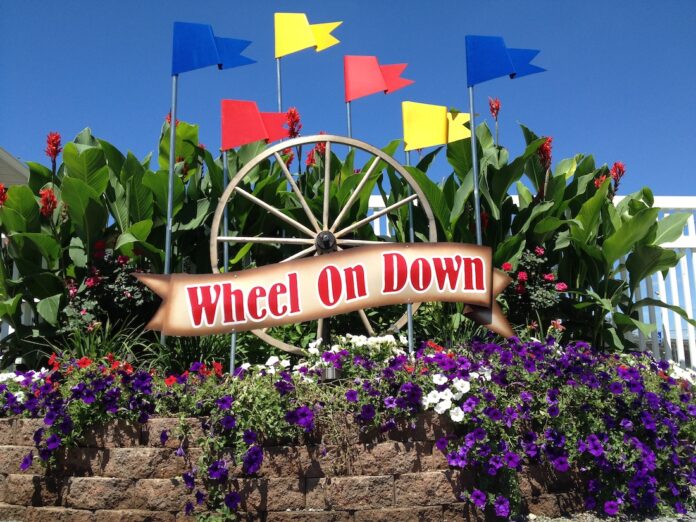 wheel on down landscaping.2013.JPG