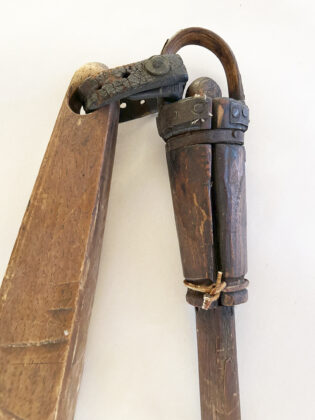 bentwood swivel