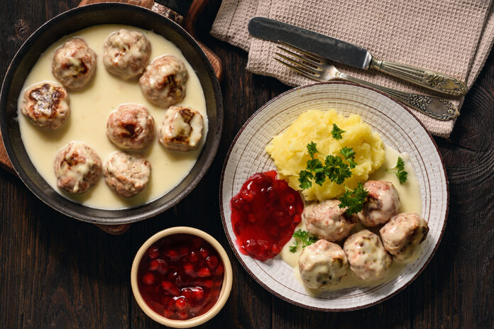 Swedish meatballs  with creamy gravy, mashed potatoes and lingon