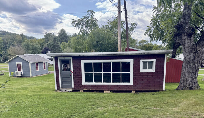 chicken coop chicken coop